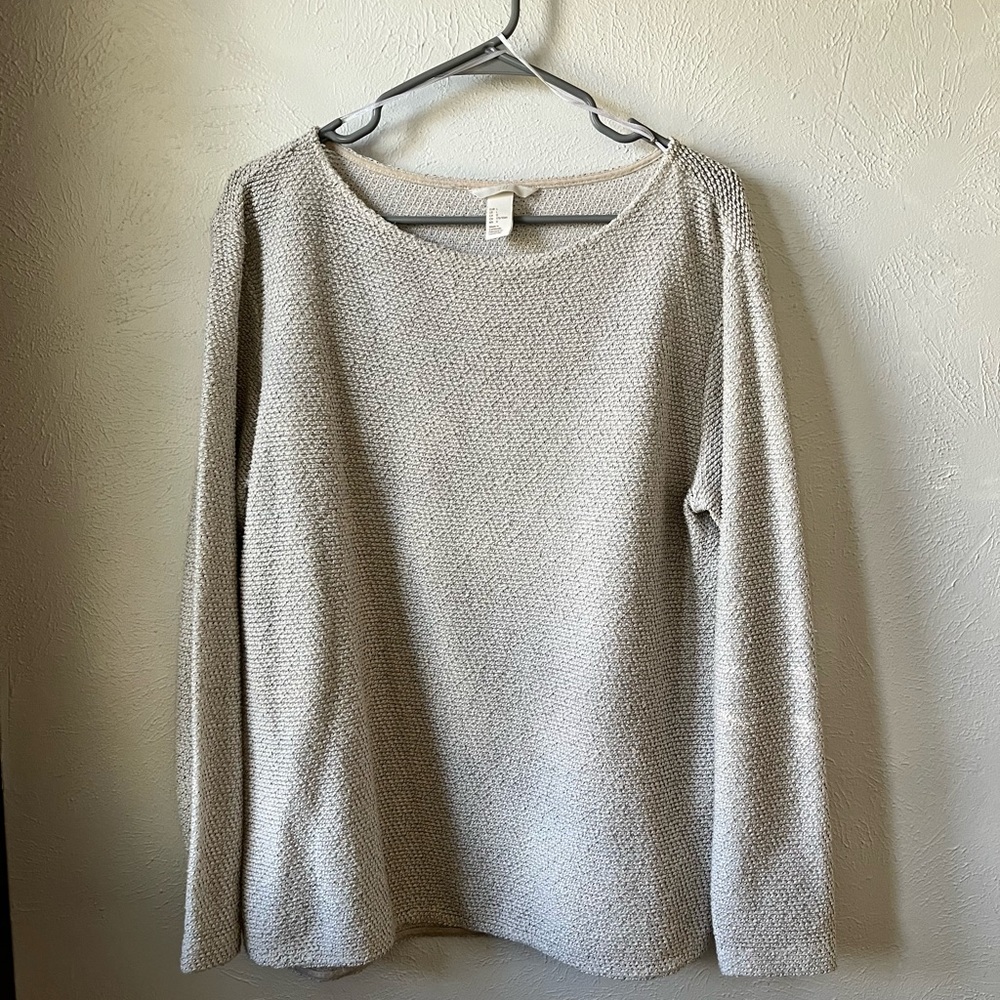 Textured White/Black Crew Neck Sweater Perfect for Layering!